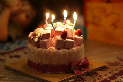 19歲生日可以吃蛋糕嗎 大門顏色招財